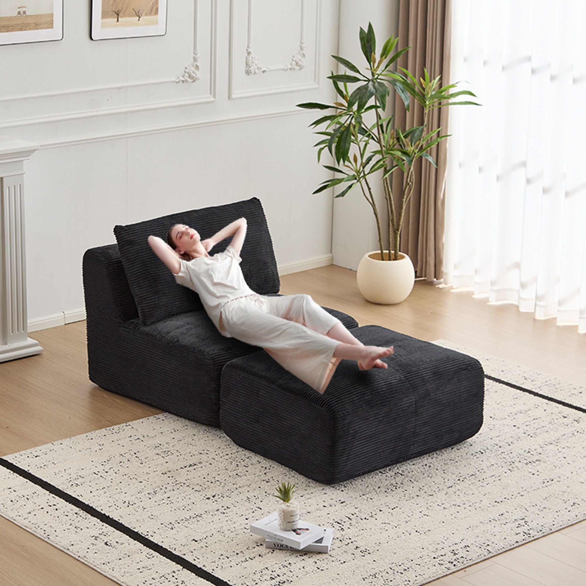 Single Chaise Longue With Movable Ottoman For Living Room