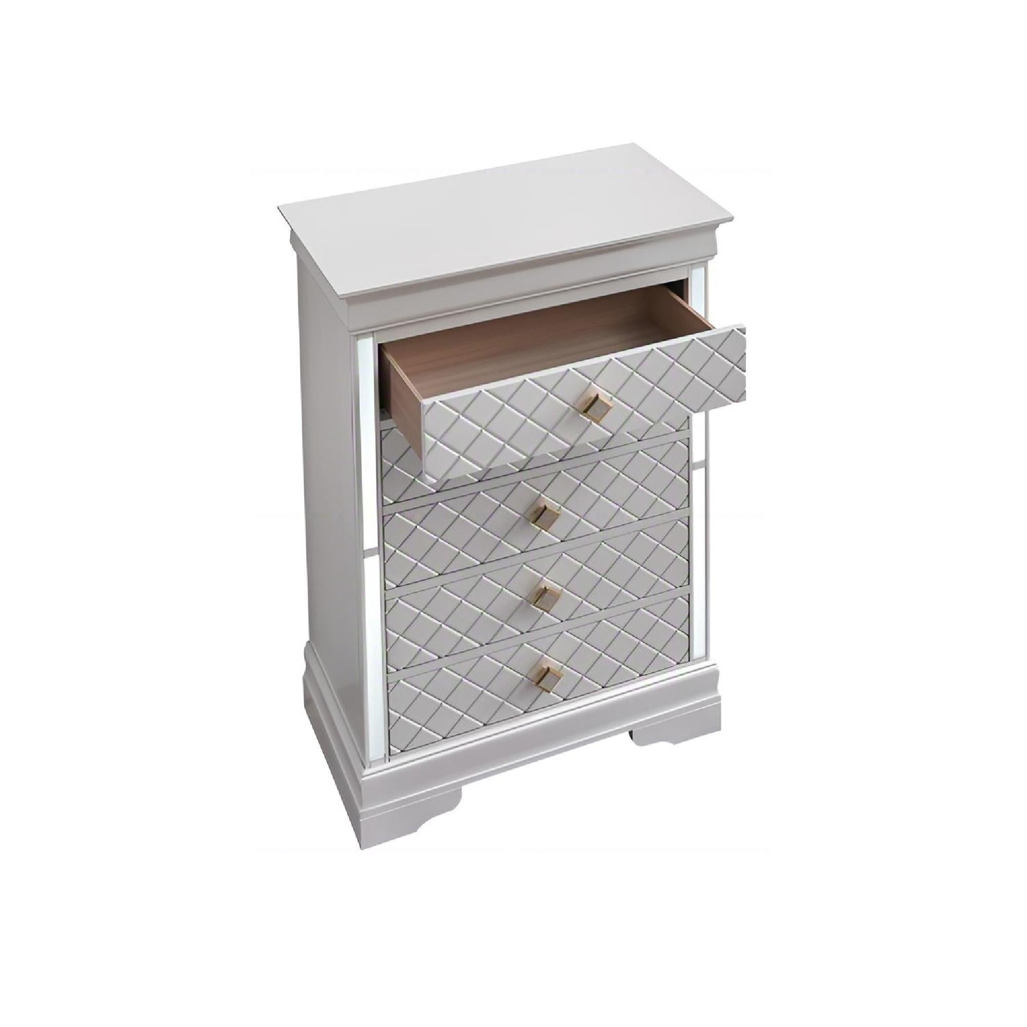 Verona - Chest