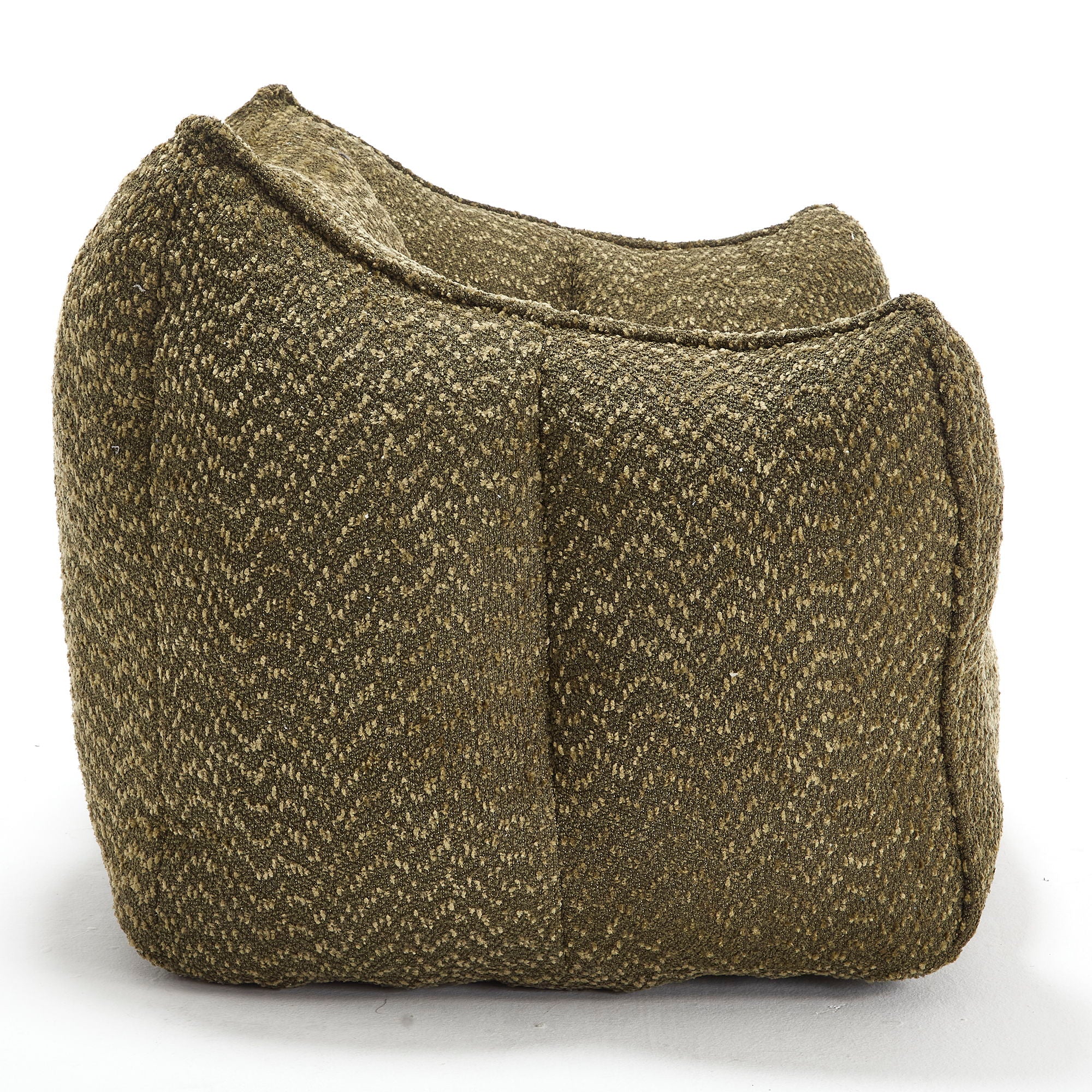 Comfortable Sofa Chairs With Highly Resilient Foam For Living Rooms And Bedrooms