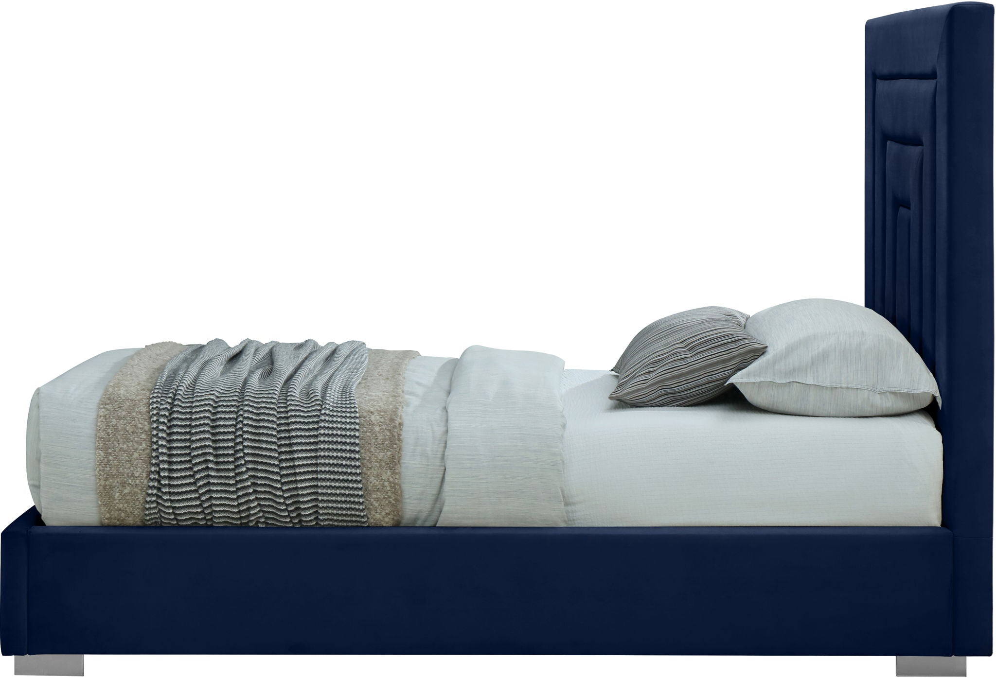 Nora - Bed