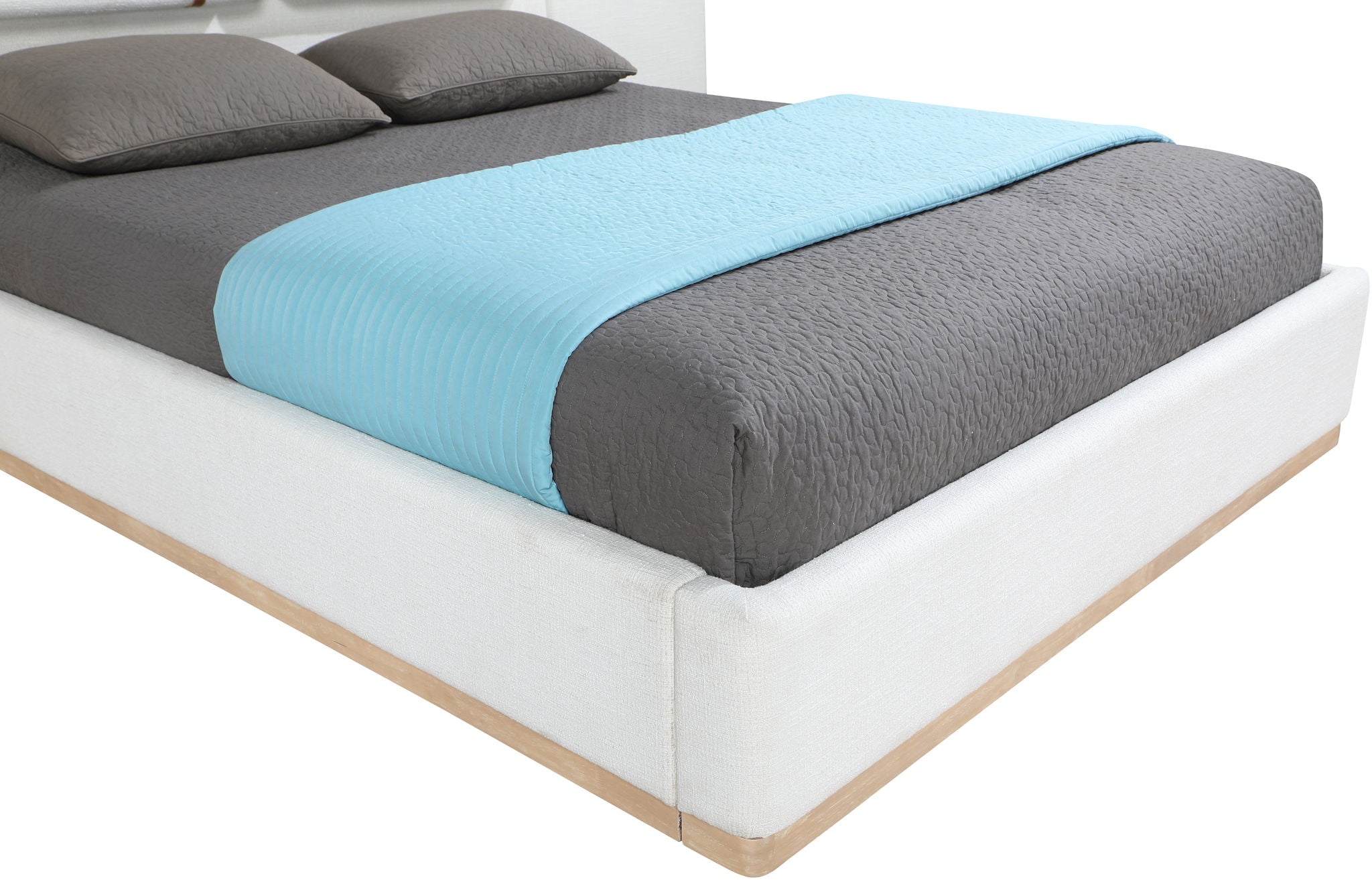 Bennet - Upholstered Bed
