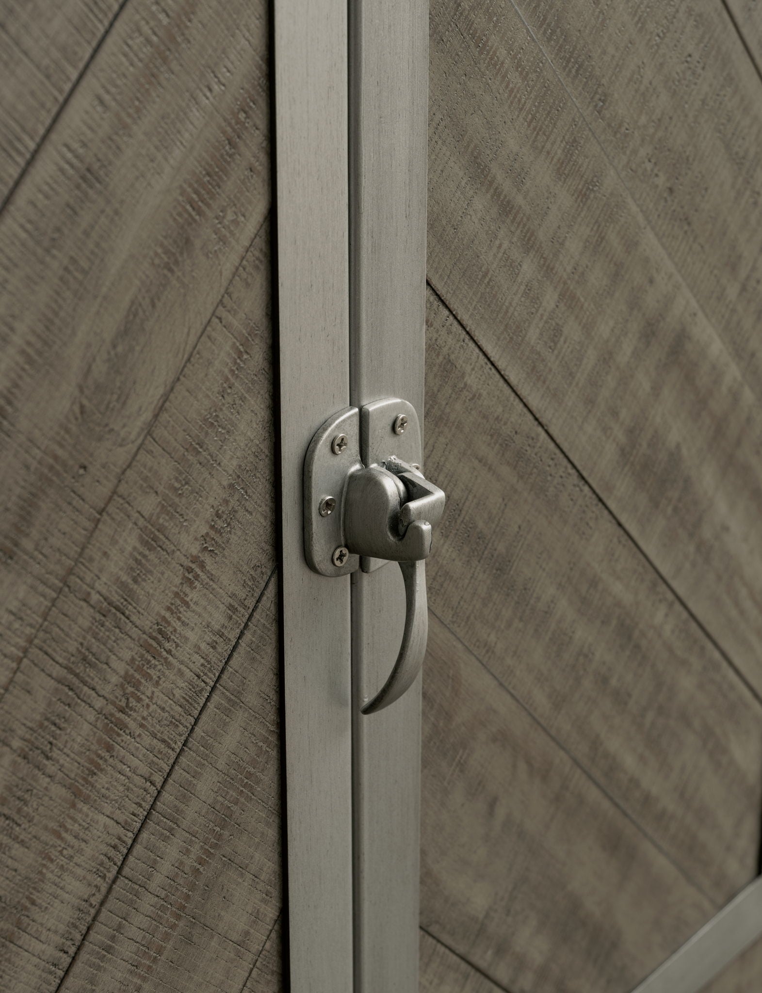 Krystanza - Dining Room Server - Weathered Gray