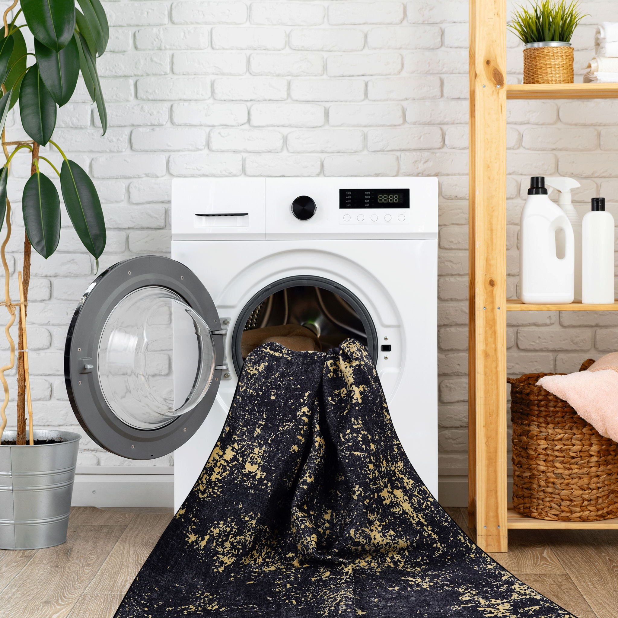 Maval - 8' X 10' Washable Area Rug - Black / Gold