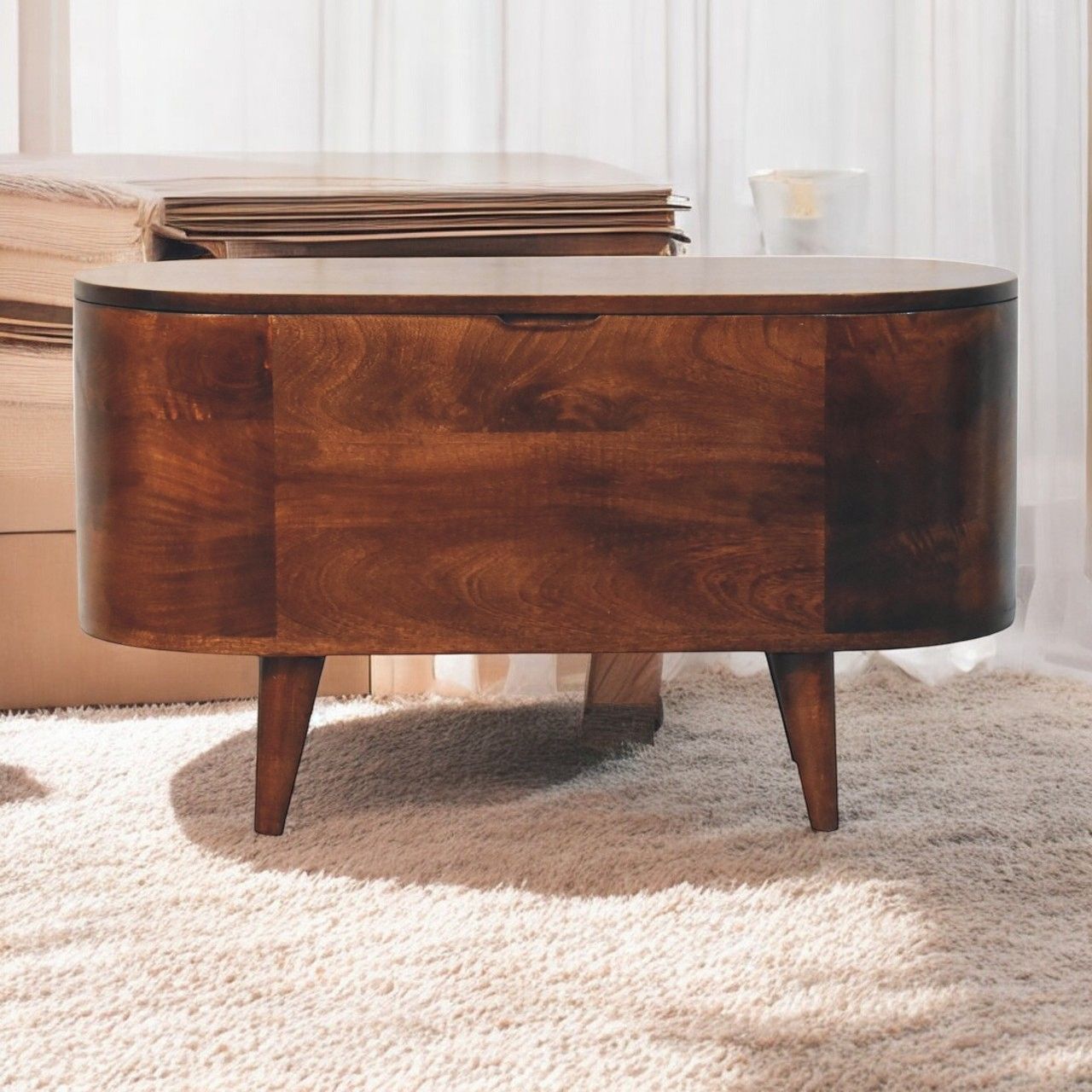 Rounded Lid Up Blanket Box