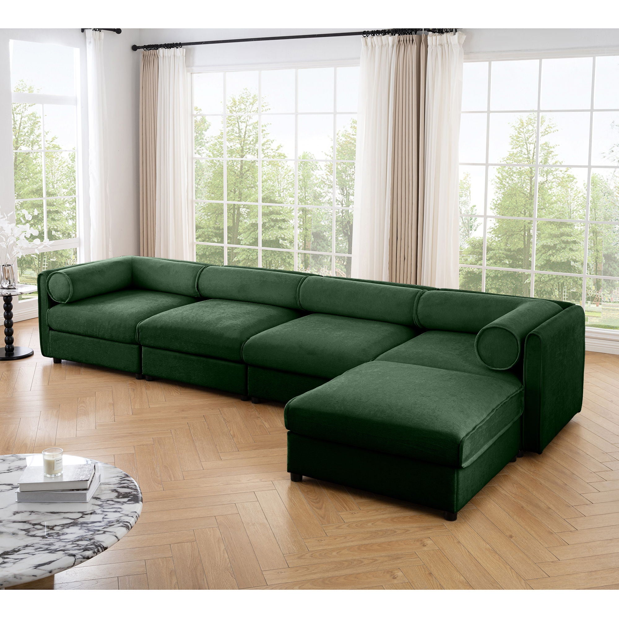 Contemporary Elegant Sofa With Storage And Ottoman