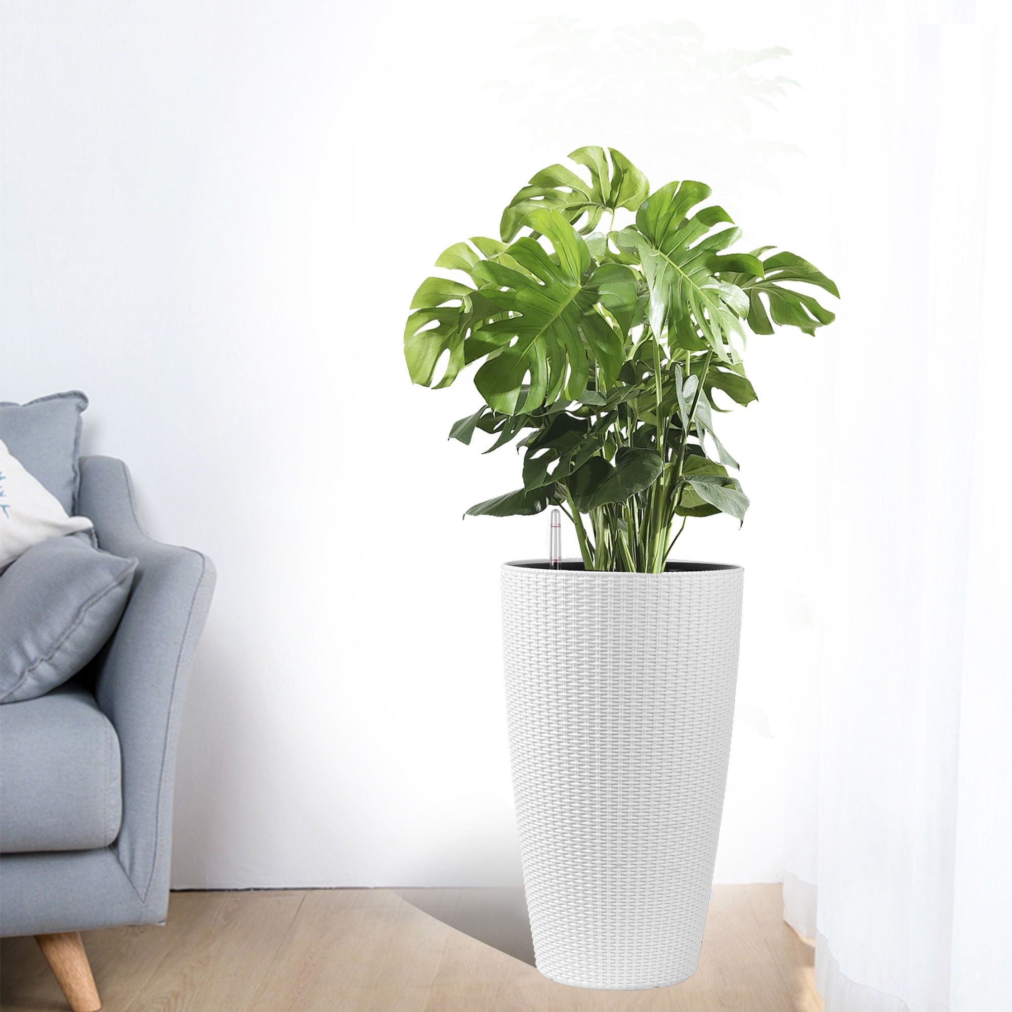 Tall Planters Set With Water Level Monitor And Auto Watering