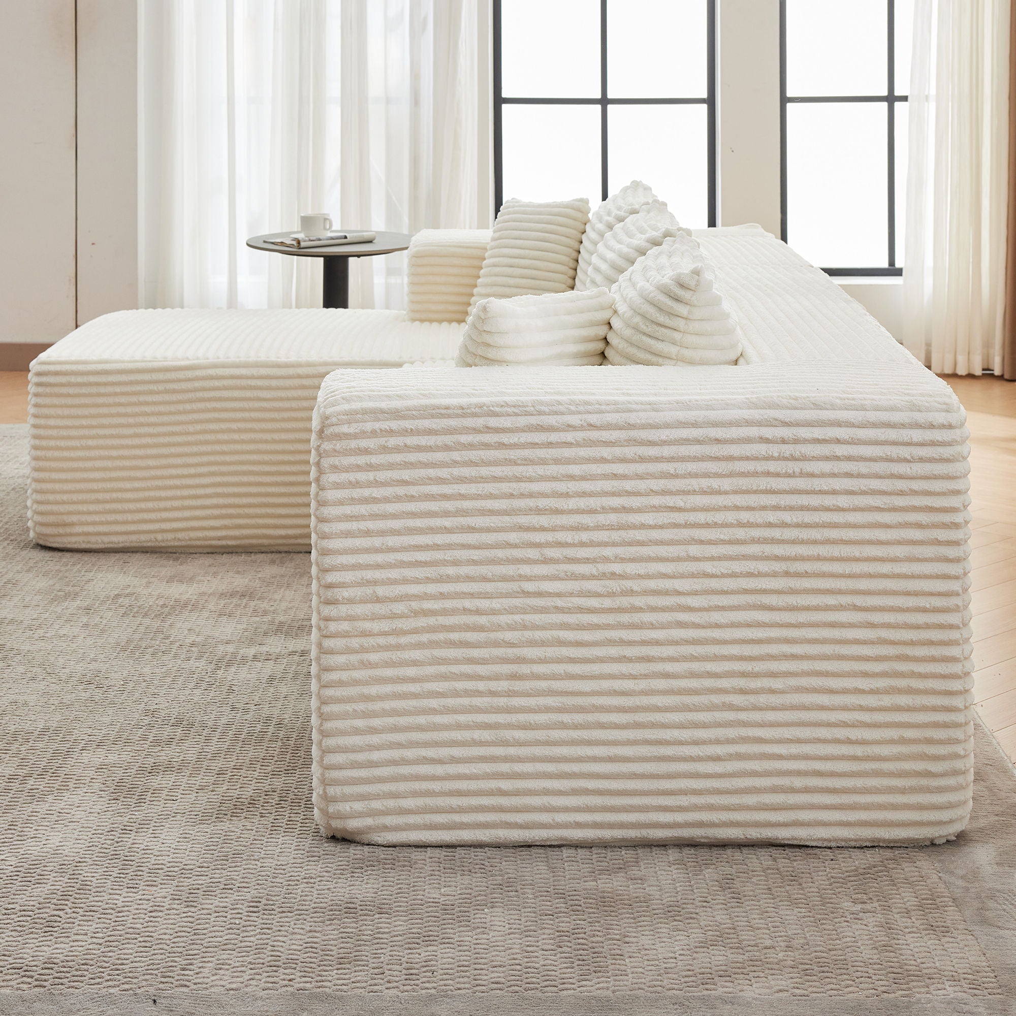 Modular Sofa With Square Legs