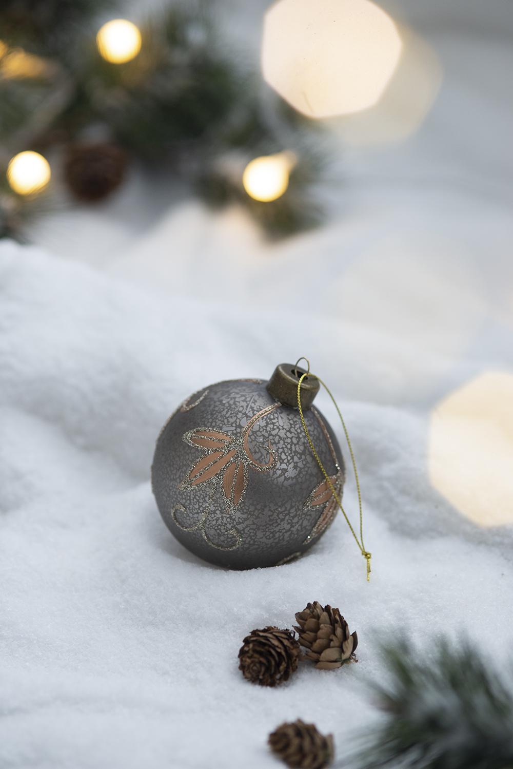 Christmas Ball Ornaments Decorative Hanging Tree Ornaments For Holiday Party Decorations