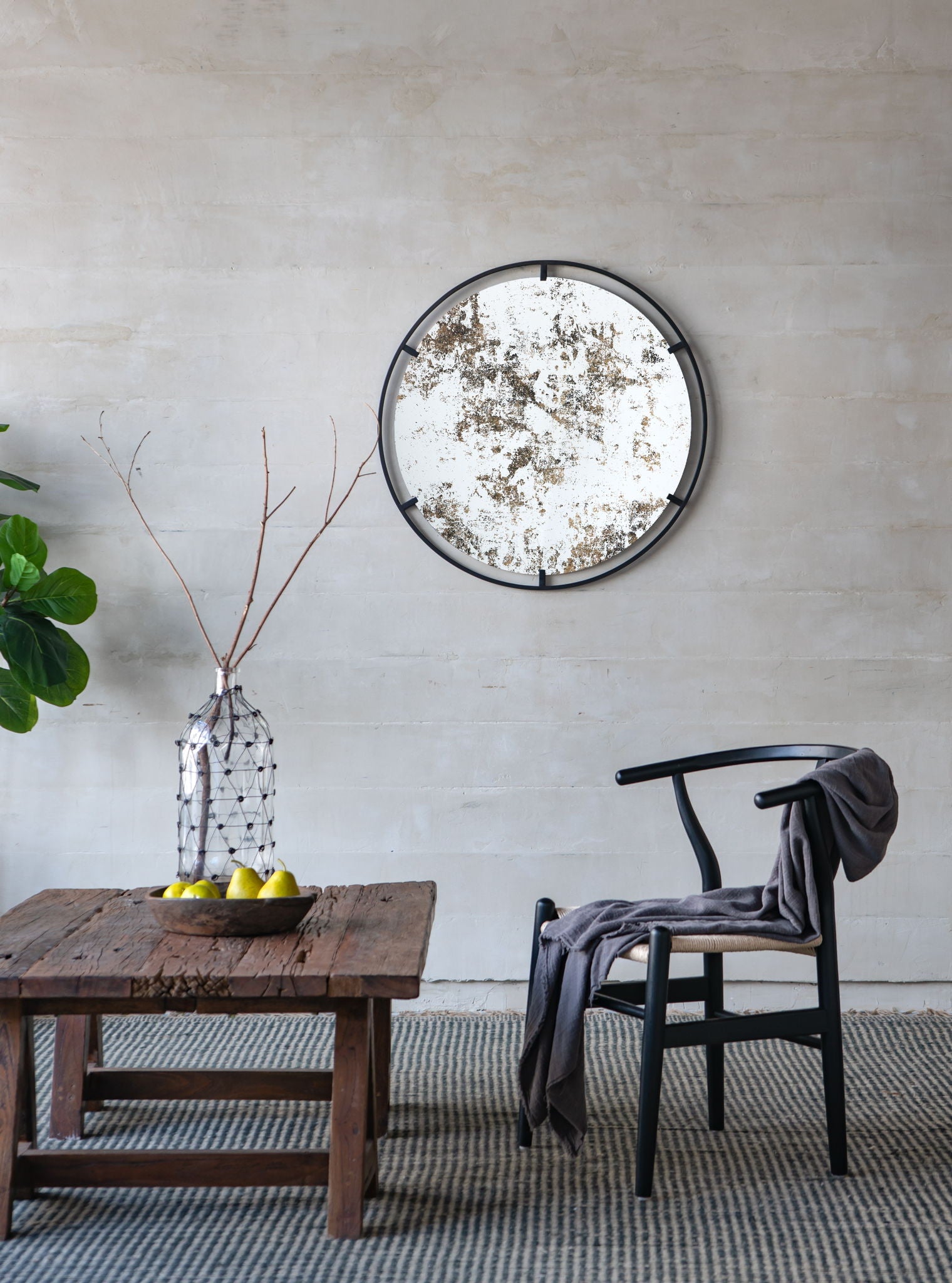 Theodor - Mirror With Industrial Design Round Mirror With Metal Frame For Wall Decor & Entryway Console Lean Against Wall - Black