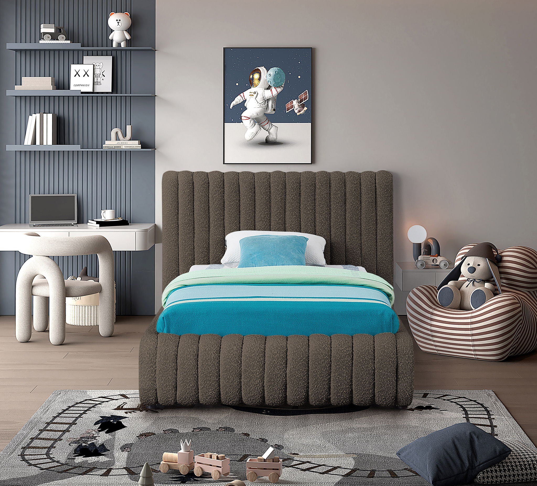 Nash - Bed