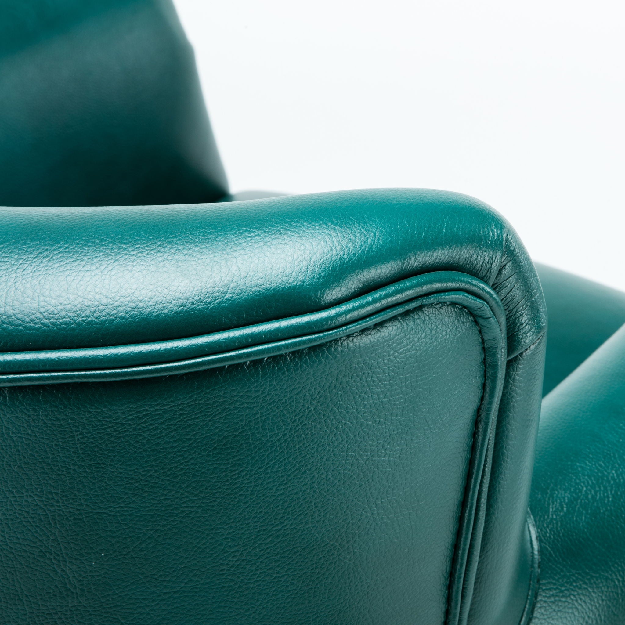 Hadley - Club Chair