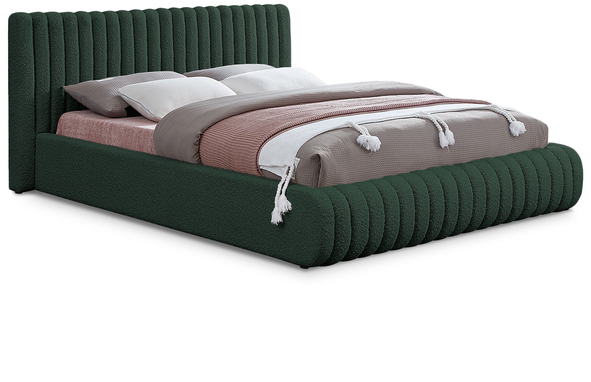 Nash - Bed