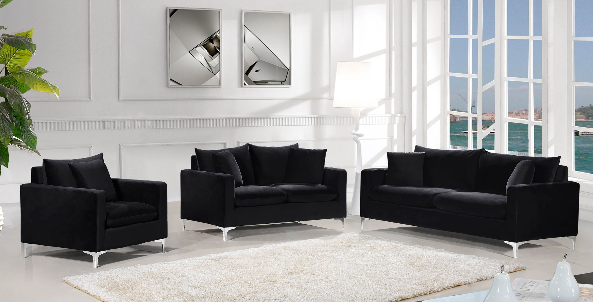 Naomi - Loveseat