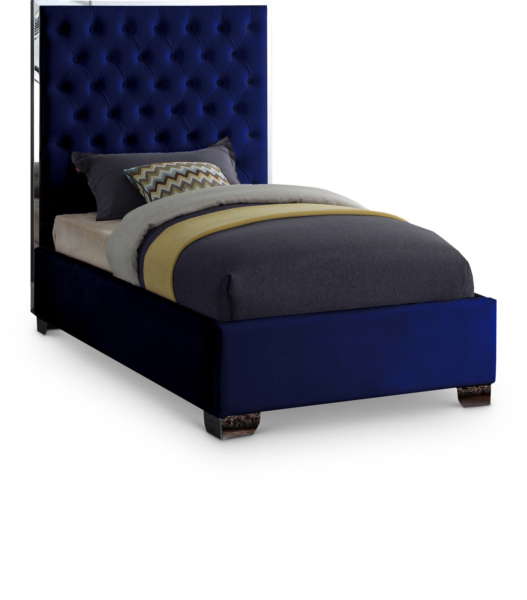Lexi - Bed