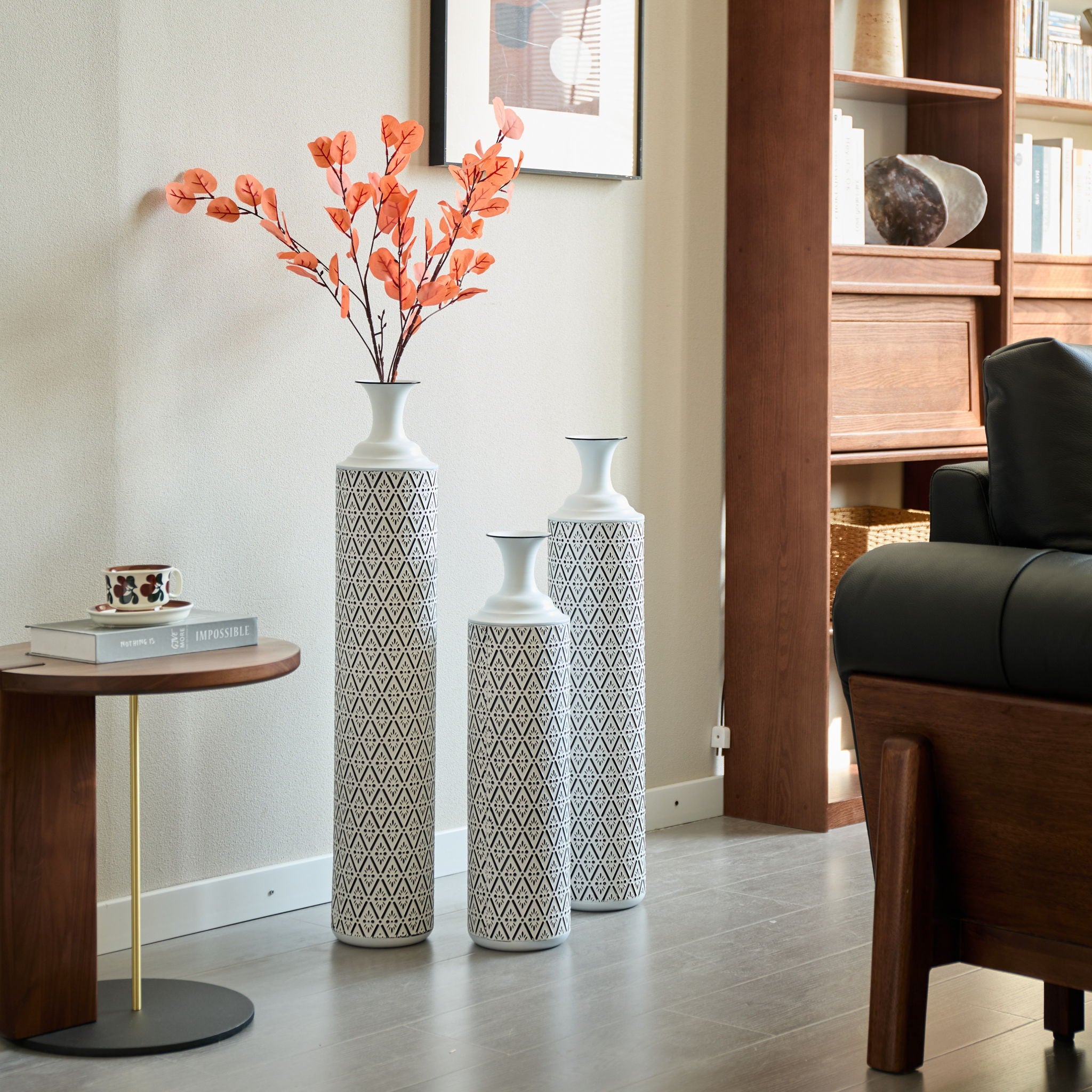 Modern Floor Vase Set Metal Vases With Geometric Pattern, 3 Piece Home Decor Set - White / Black