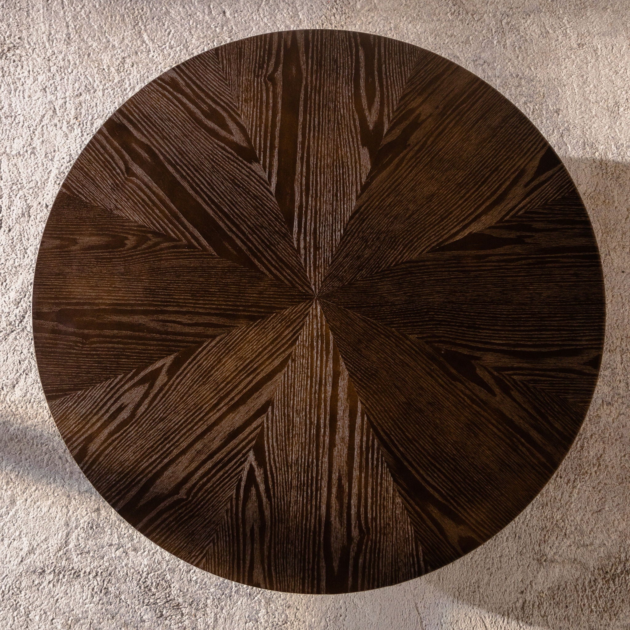 Round Retro Coffee With Solid Wood Legs