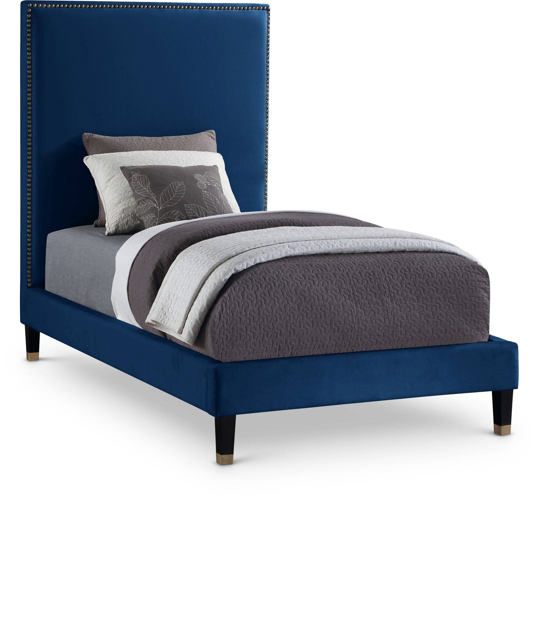 Harlie - Bed