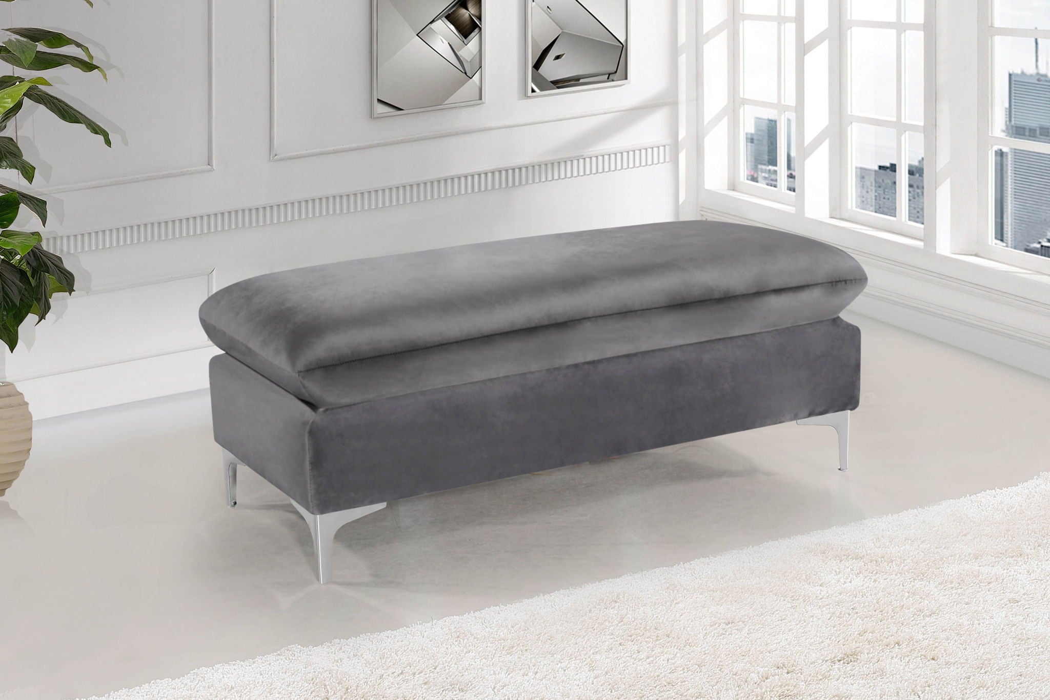 Naomi - Reversible Sectional
