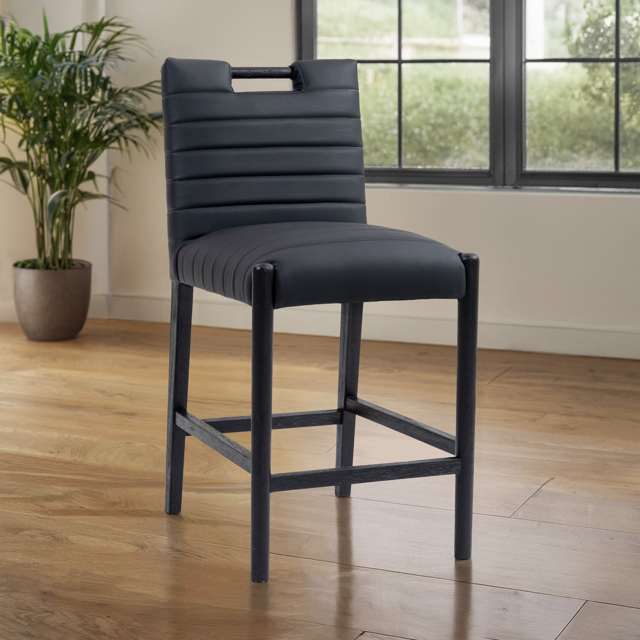 Aimee - Counter Stool - Black Legs