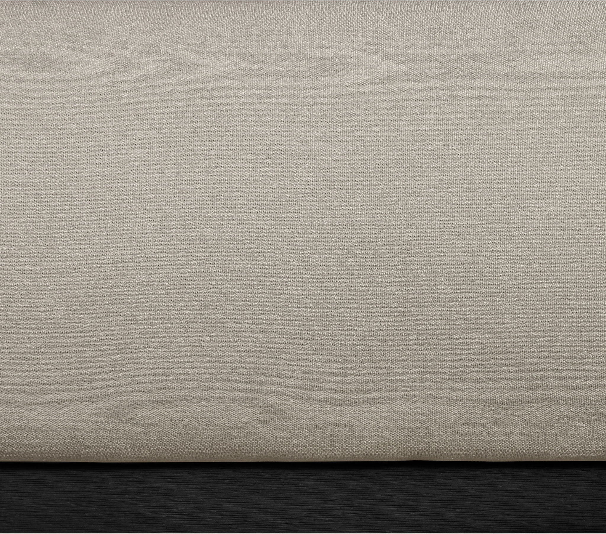 Vaughn - Chenille Bed With Black Base
