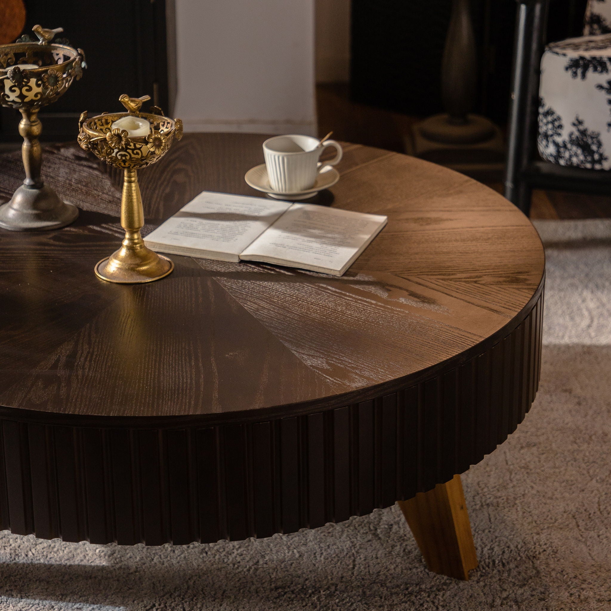 Round Retro Coffee With Solid Wood Legs