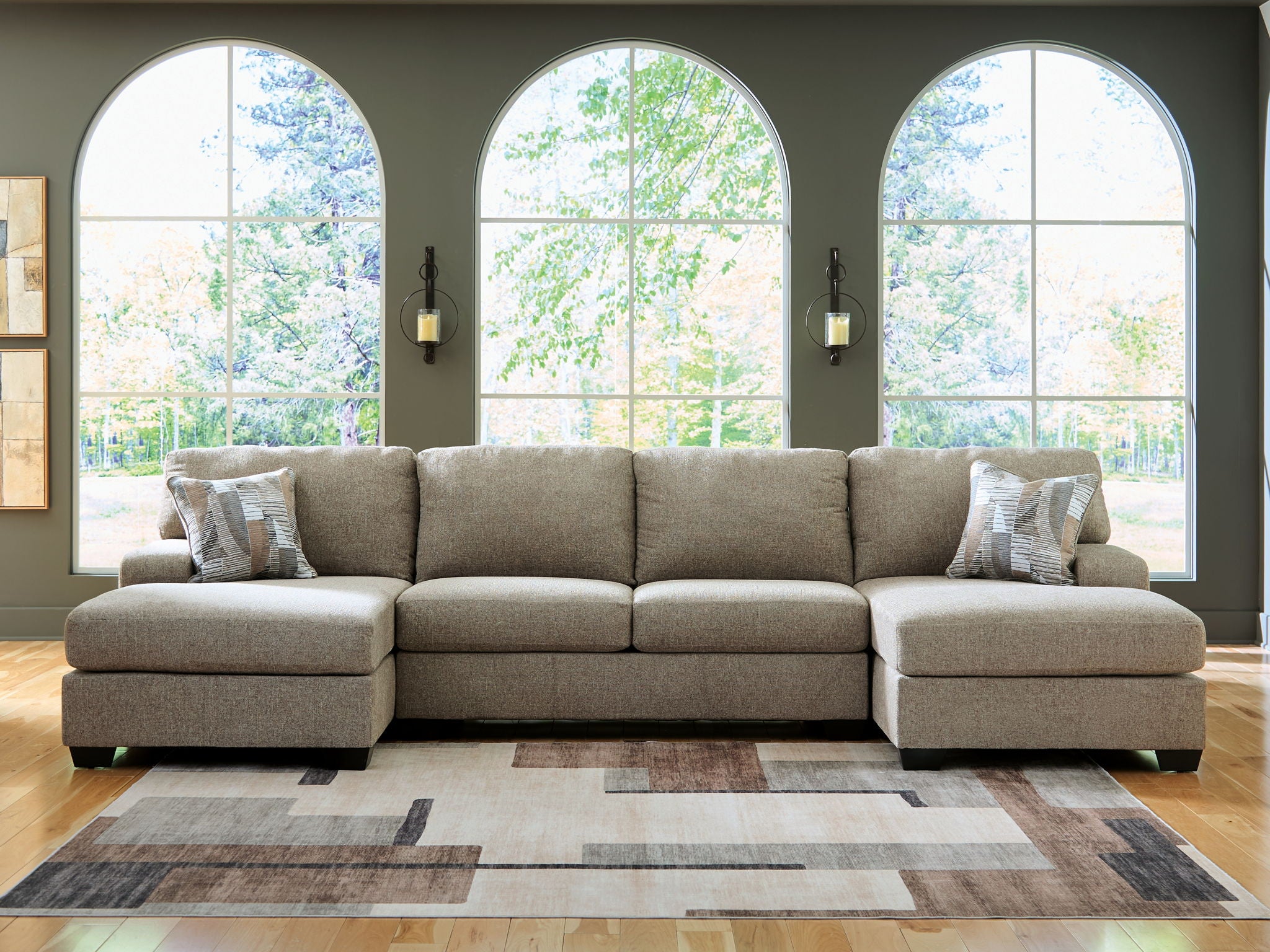 Newellen - Sectional