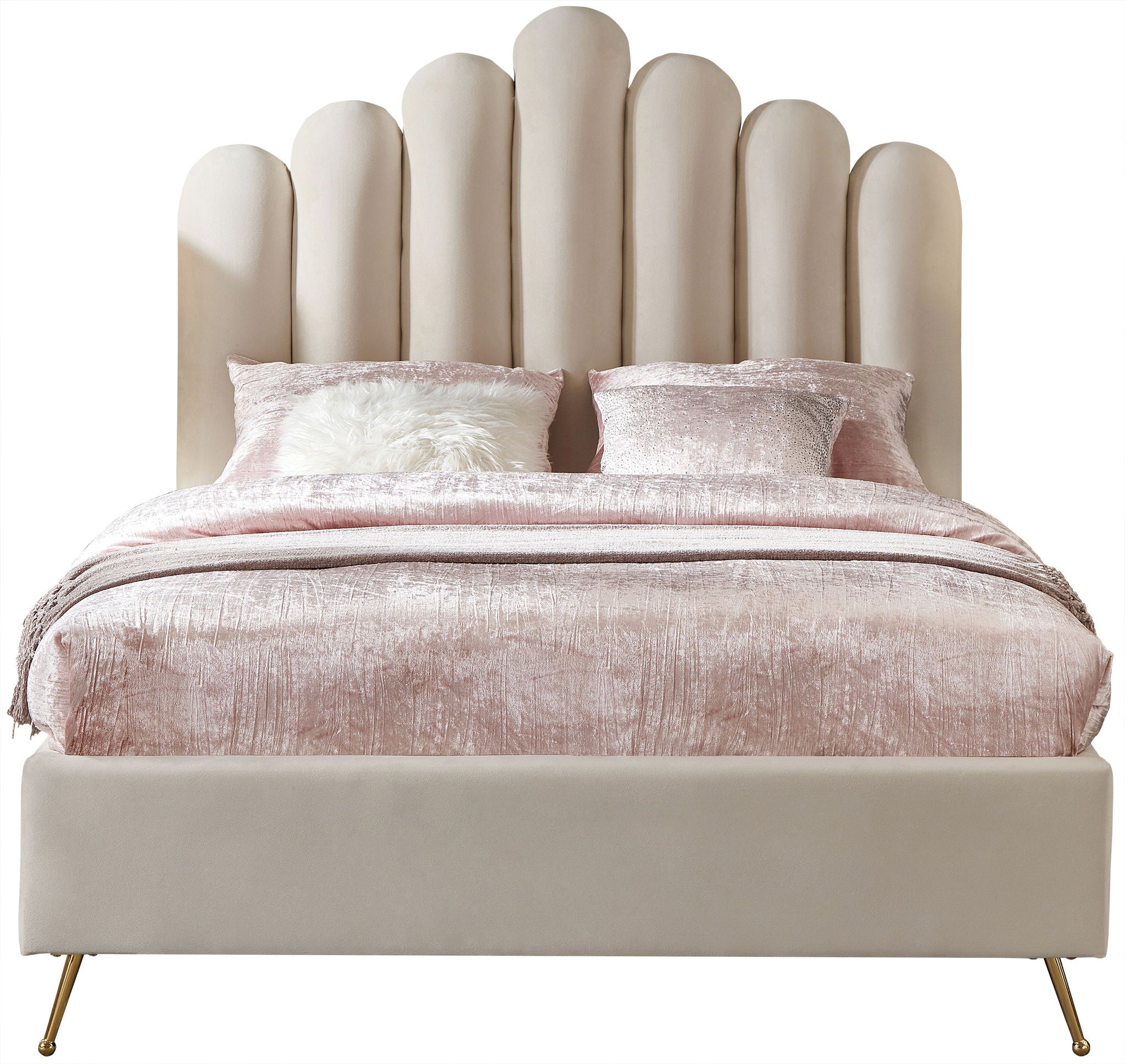 Lily - Bed