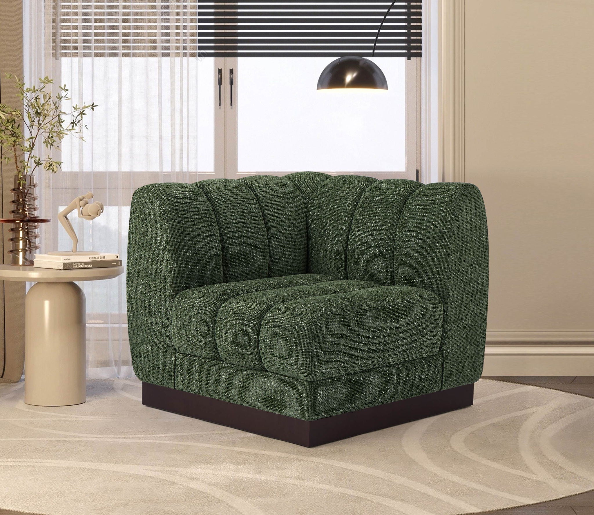 Quinn - Corner Chair