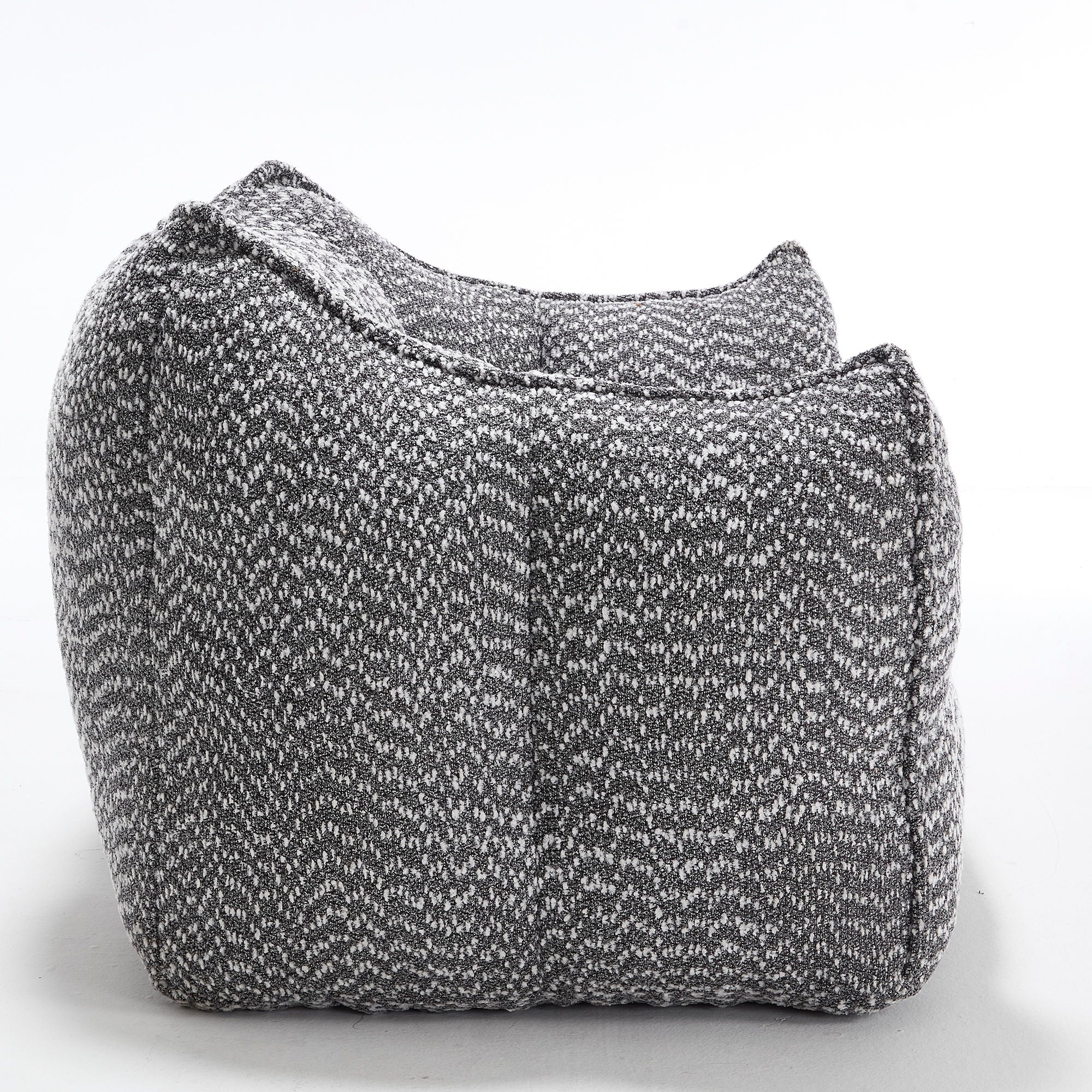 Comfortable Sofa Chairs With Highly Resilient Foam For Living Rooms And Bedrooms