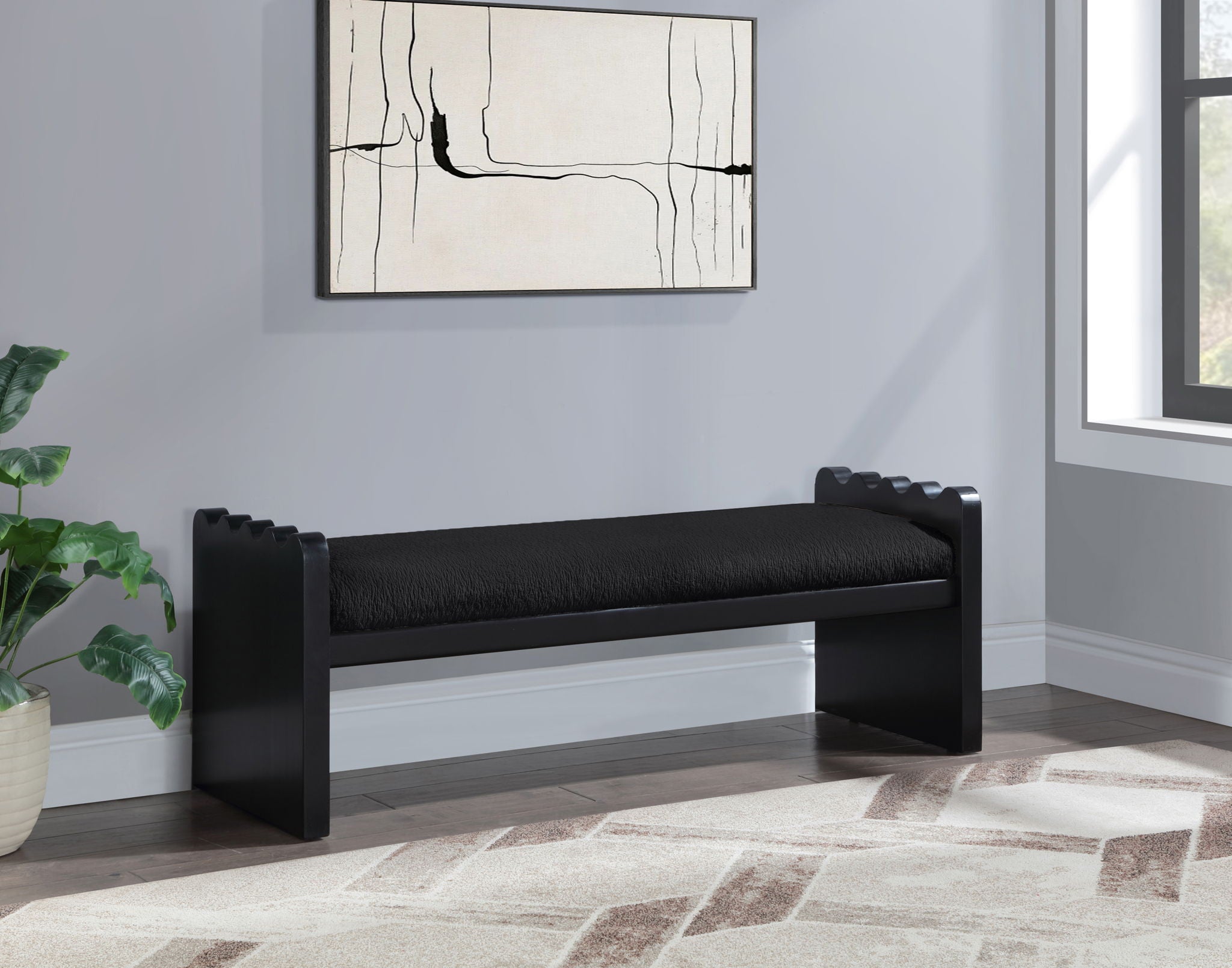 Sonia - Bench With Black Base