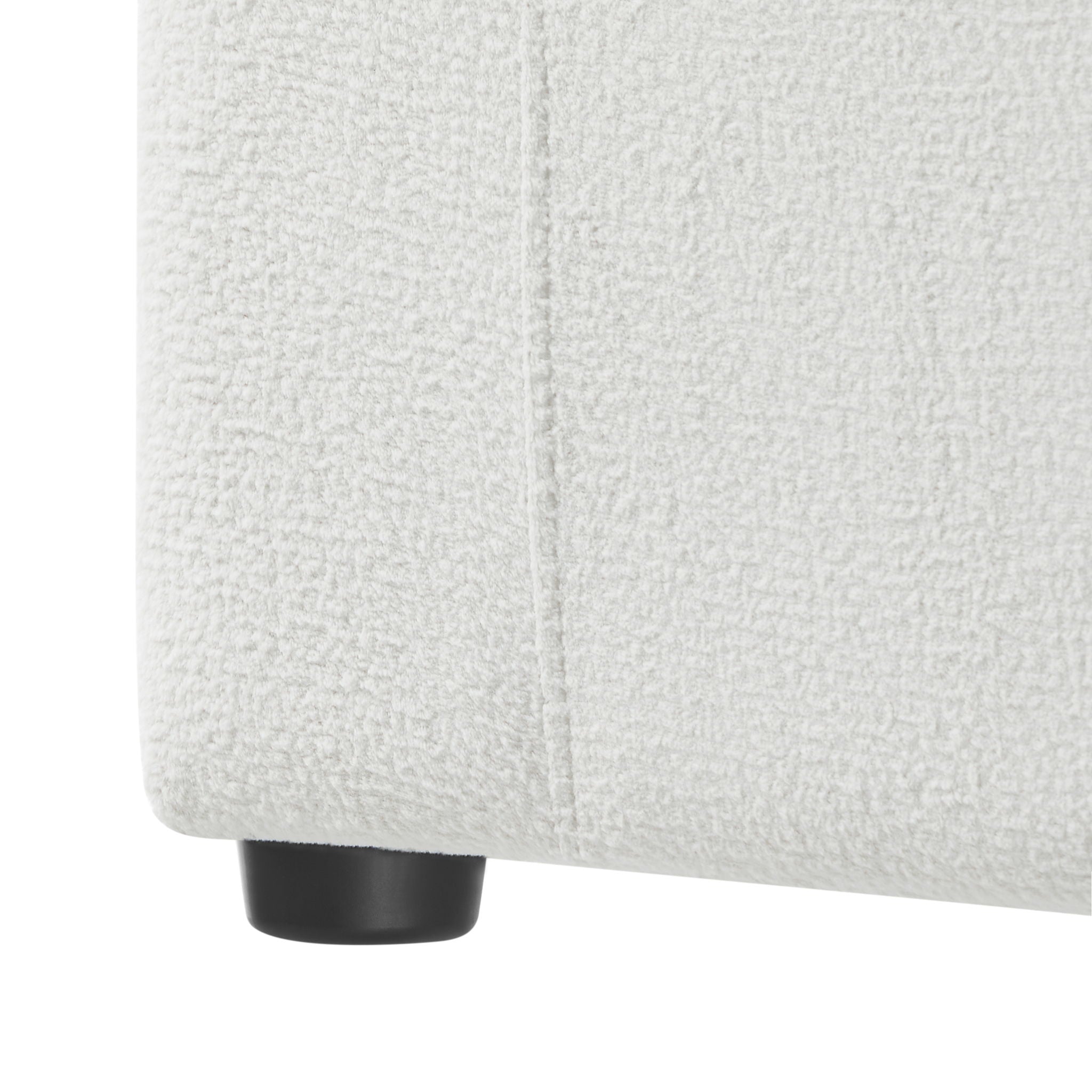 Chauncy - Sectional With Storage Ottoman