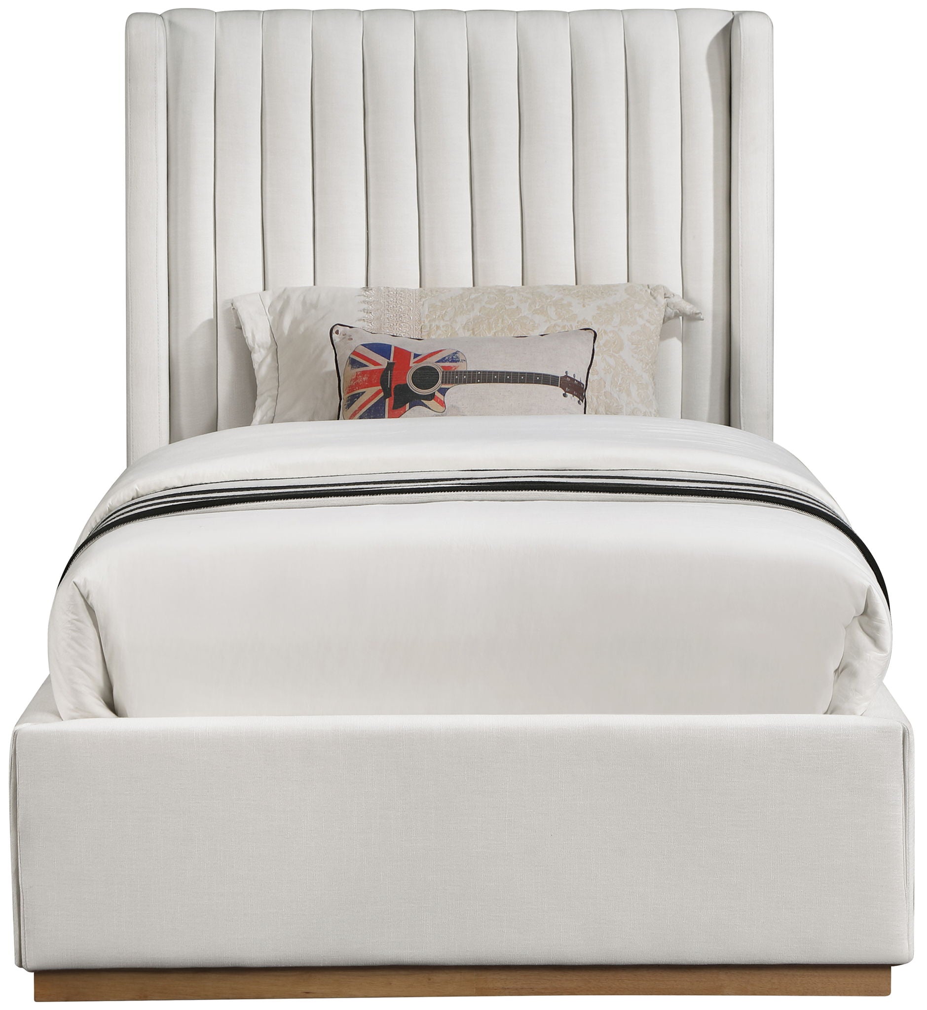 Logan - Bed