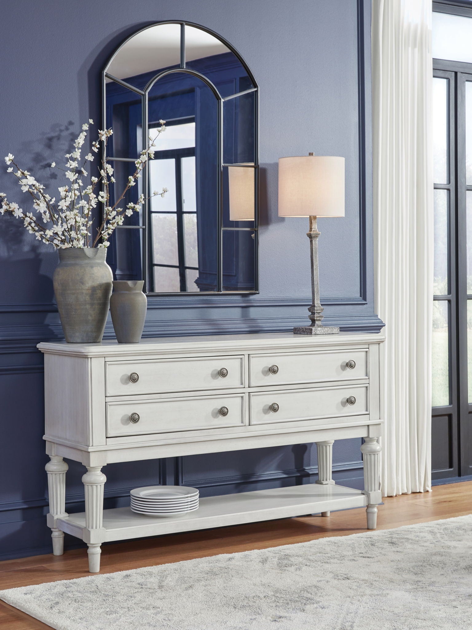 Montelaine - Dining Room Extension Table Set