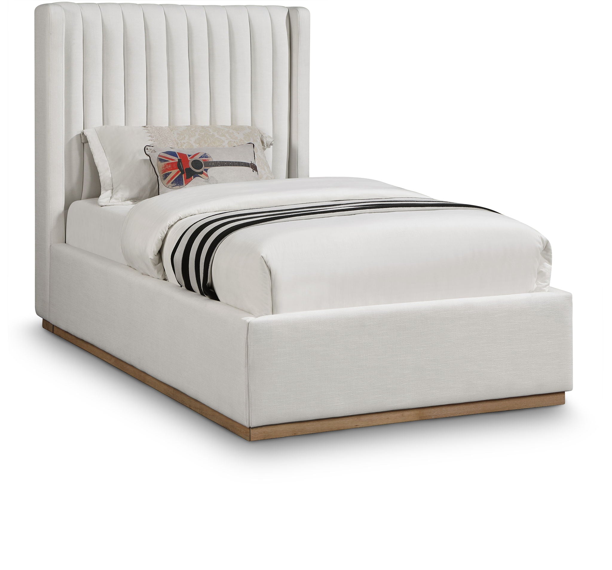 Logan - Bed