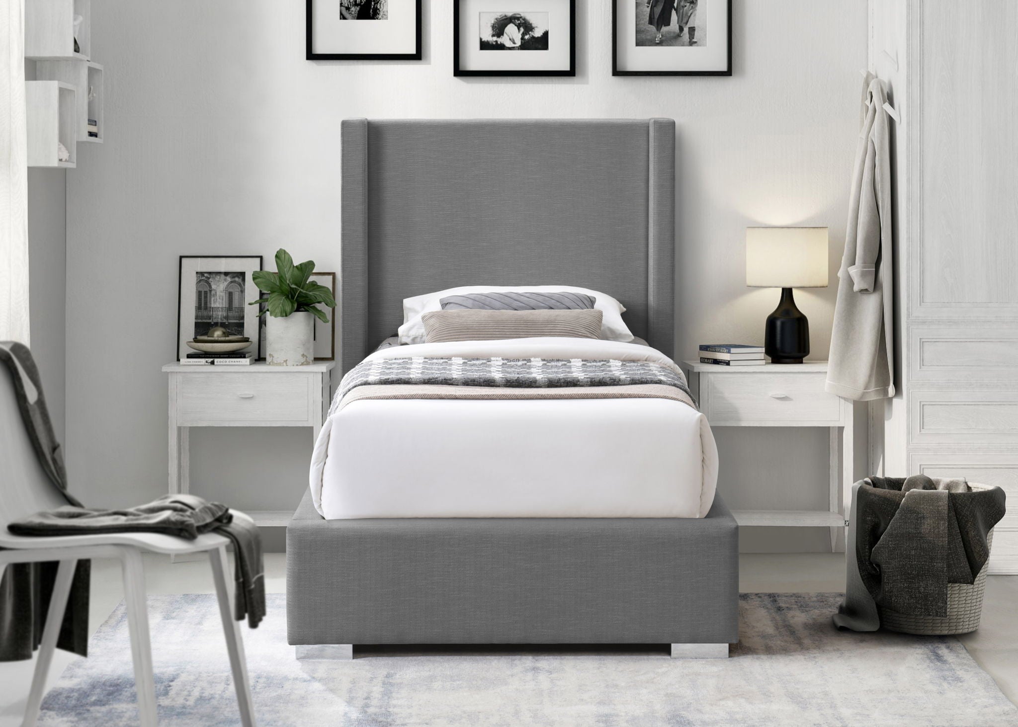 Royce - Bed