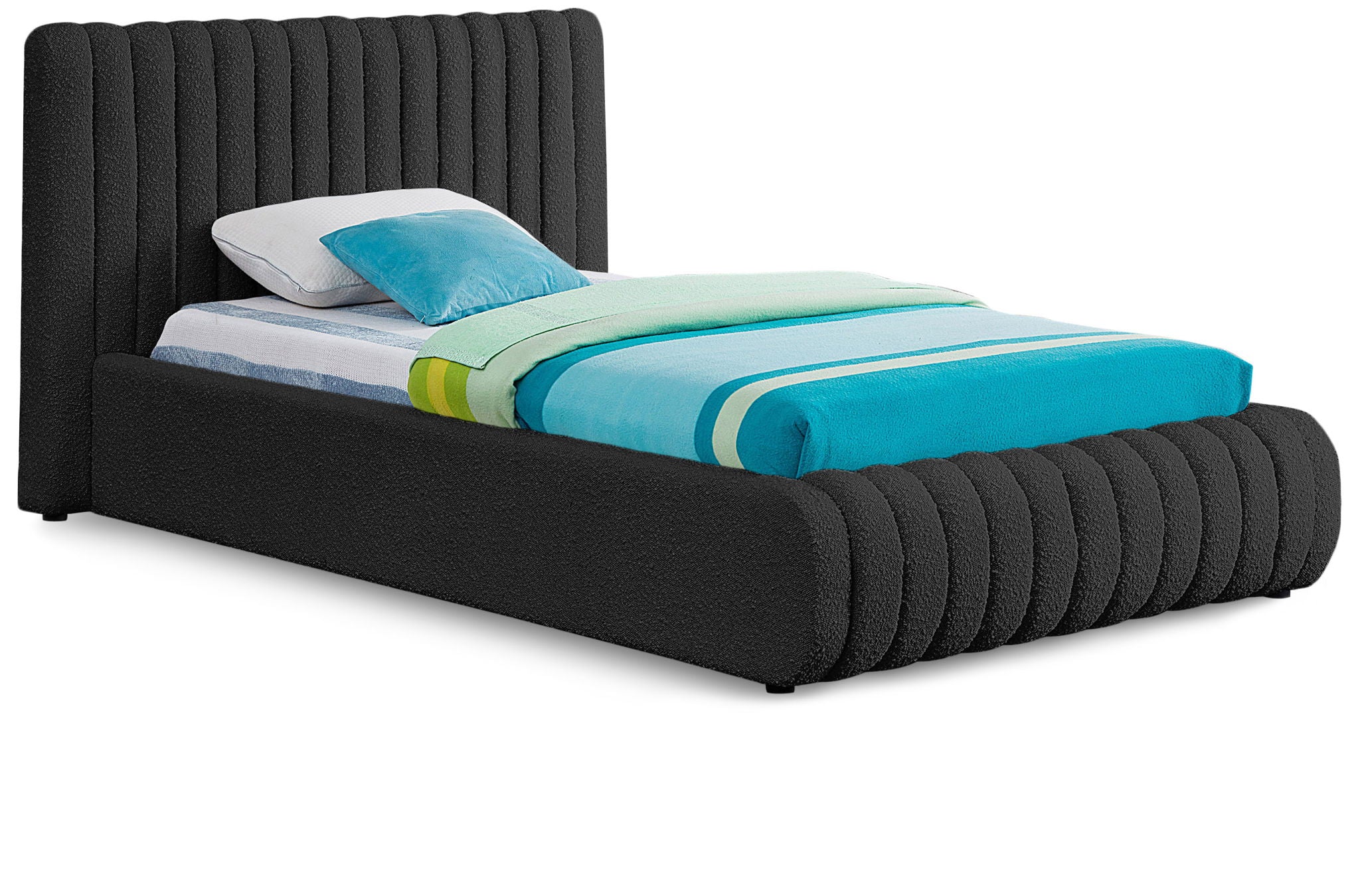 Nash - Bed