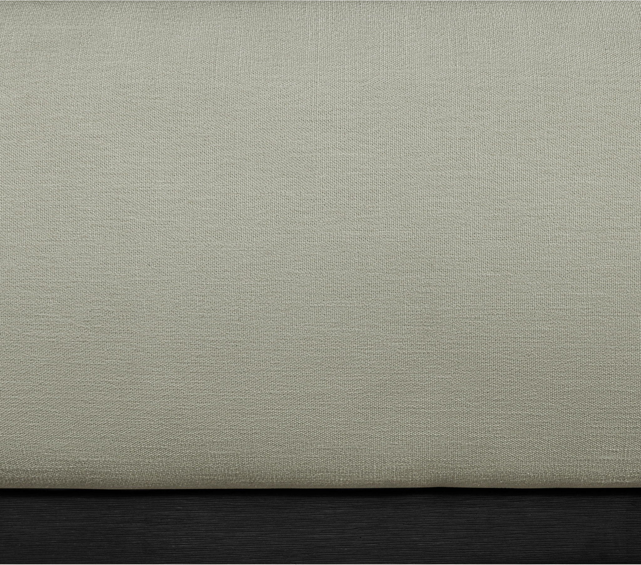 Vaughn - Chenille Bed With Black Base